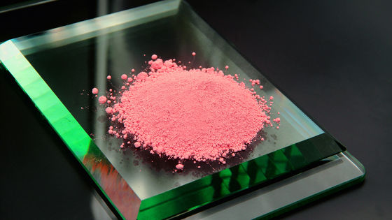 Glass polishing powder for glass processing machine use red color