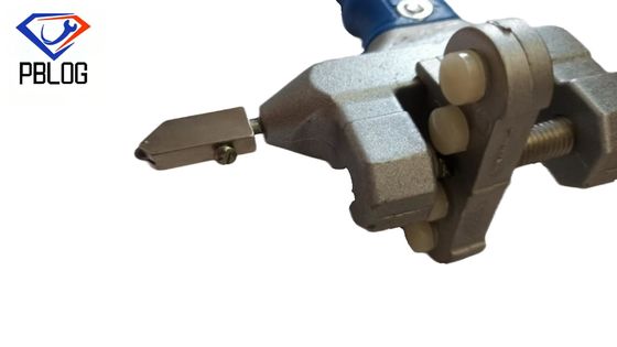 plastic handle glass pile and cutter